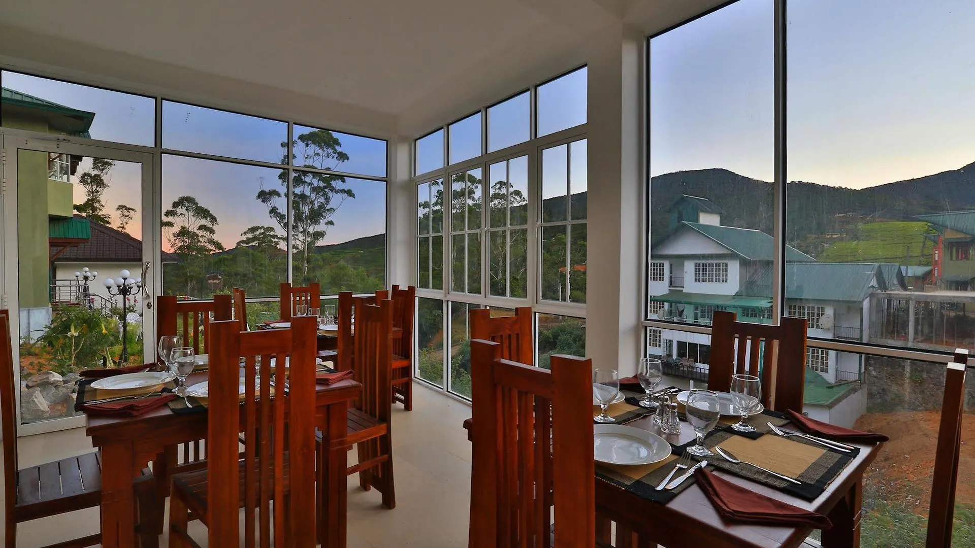 Lemas Holiday Bungalow Νουβάρα Ελίγια